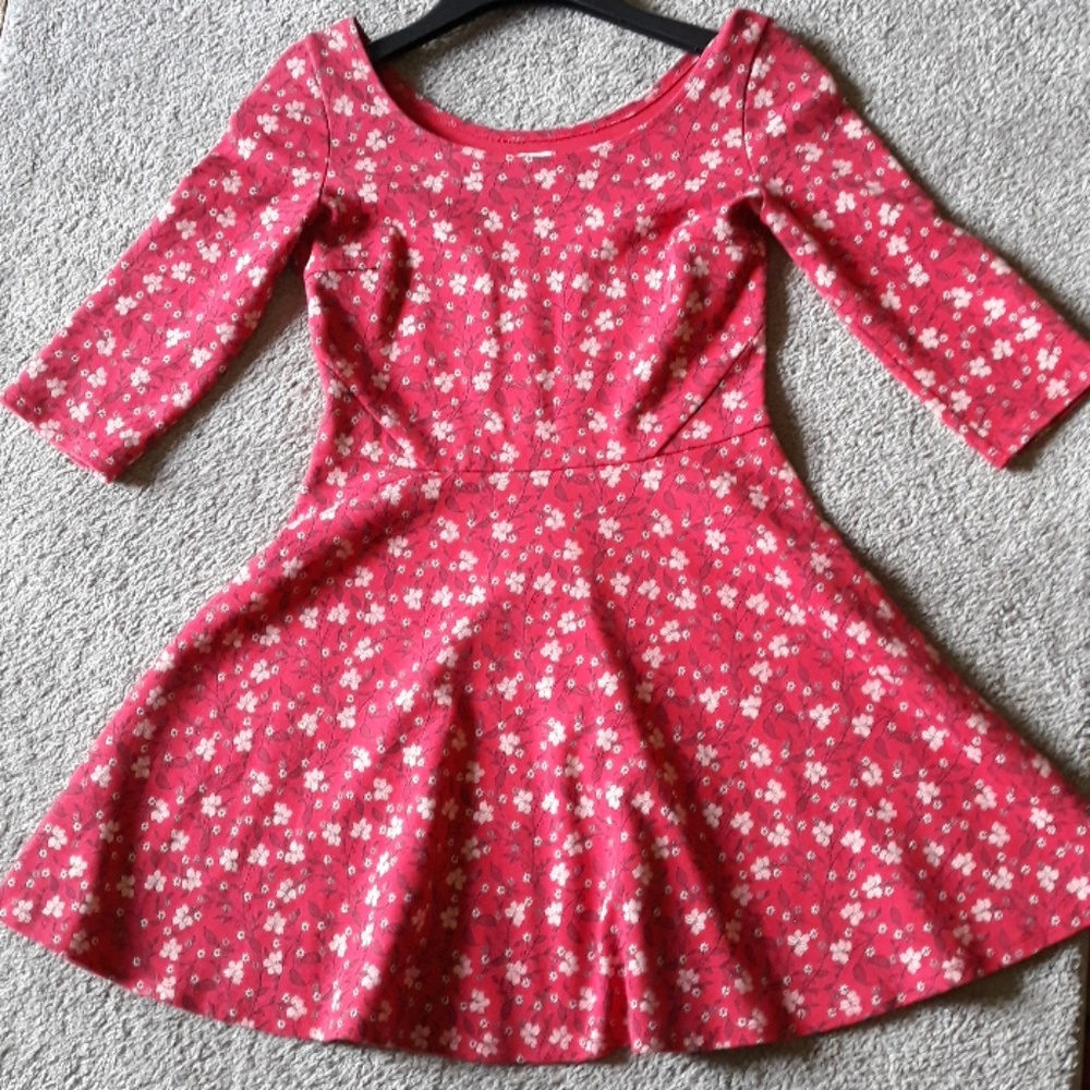 A Hollister skaters dress in excellent condition!